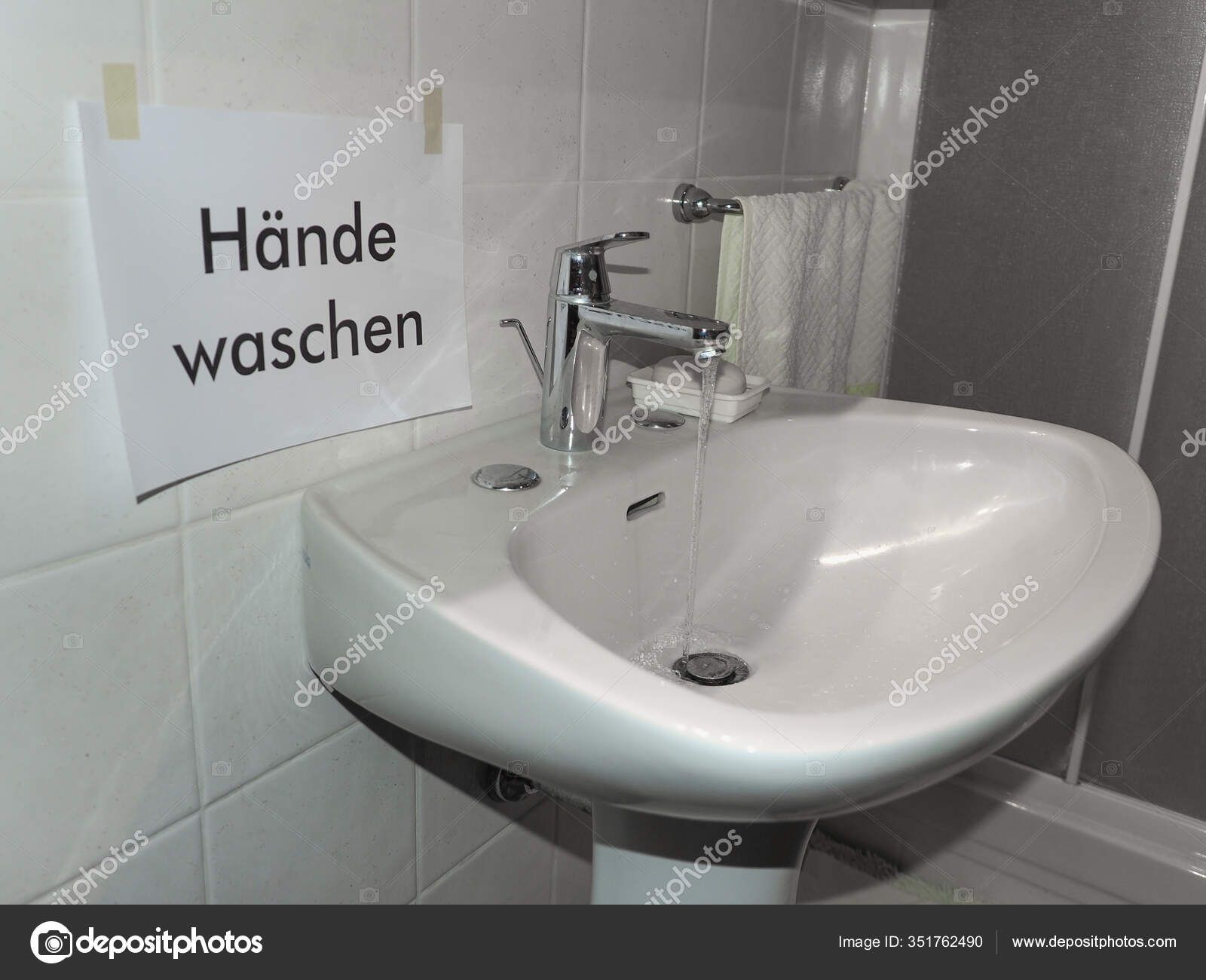 Haende Waschen Translation Wash Your Hands Sign Bathroom Basin Stock