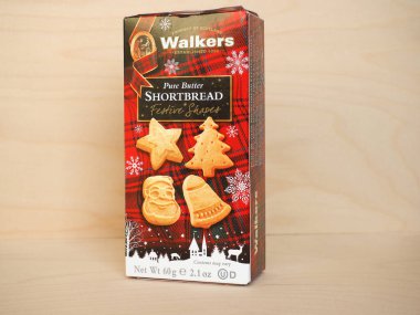 Aberdeen, Uk - Mart 2020: Yürüyenler için tereyağlı bisküvi paketi