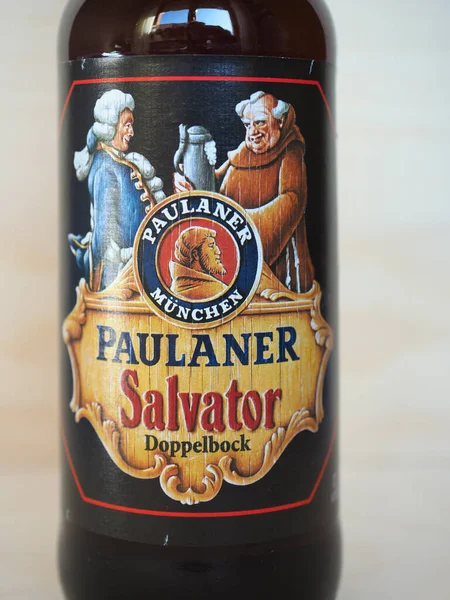 Muenchen Germany Circa March 2020 Paulaner Salvator Beer Bottle — Stock Photo, Image