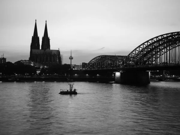 Blick Auf Die Stadt Köln Deutschland Vom Fluss Aus Bei — Stockfoto