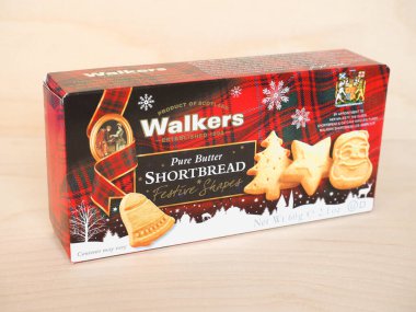 Aberdeen, Uk - Mart 2020: Yürüyenler için tereyağlı bisküvi paketi