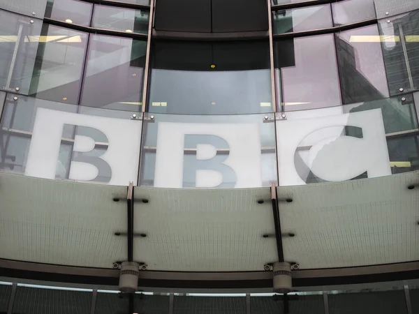 London Storbritannien Circa September 2019 Bbc Sign Broadcasting House Huvudkontor — Stockfoto