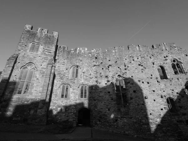 Ruiner Chepstow Castle Castell Cas Ggo Walesiska Chepstow Storbritannien Svart — Stockfoto