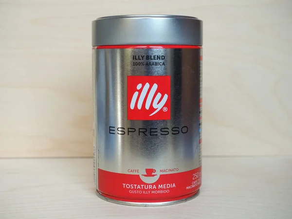 Trieste Italien Circa Mars 2020 Illy Logo Coffee Tin — Stockfoto