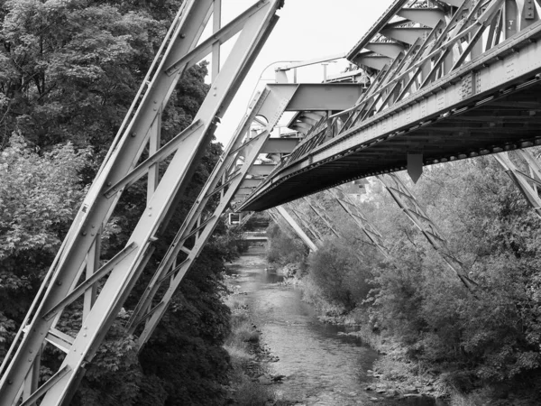 Wuppertaler Schwebebahn Wuppertal Suspension Railway Nad Řekou Wupper Nejstarší Elektricky — Stock fotografie