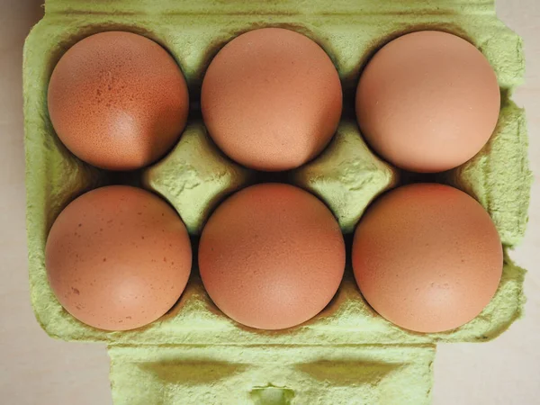 Ein Halbes Dutzend Sechs Eier Karton — Stockfoto