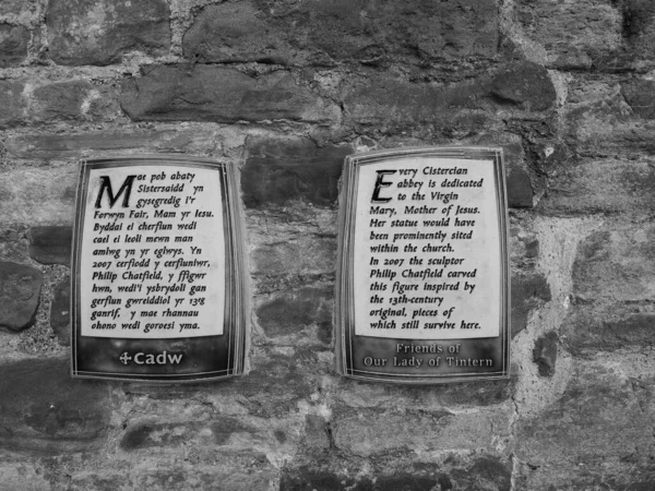 Tintern Circa September 2019 Virgin Mary Statue Tintern Abbey Sign — Stock Photo, Image