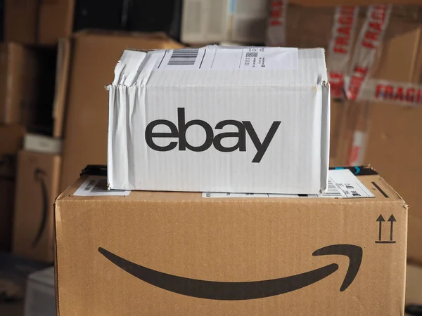 London Ngiltere Crca Nisan 2020 Ebay Amazon Paketleri — Stok fotoğraf