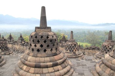 Antik Budist tapınağı