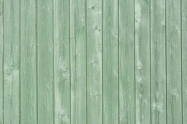 Fundo verde vazio com textura de madeira. Uma cerca de placas coloridas lisas. Para sites e layouts — Fotografia de Stock