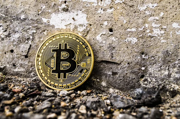 Yeni Kripto para birimi, bitcoin ve bilgisayar ücreti Finans