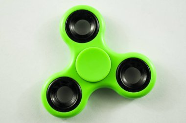 beyaz kağıt üzerine Spinner yakın çekim