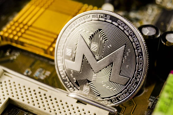 Monero es una forma moderna de cambio y esta moneda criptográfica — Foto de Stock