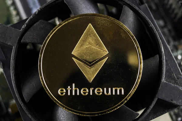 Ethereum ist eine moderne Art des Austauschs und diese Kryptowährung — Stockfoto