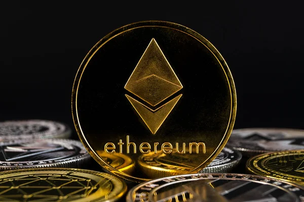 Ethereum to nowoczesny sposób wymiany, a ta krypto waluta jest wygodnym środkiem płatniczym — Zdjęcie stockowe