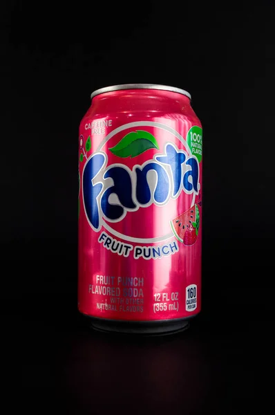 Omsk, Russia - November 27, 2019: Image of a can of carbonated drink Fanta on a dark background — Stock Photo, Image