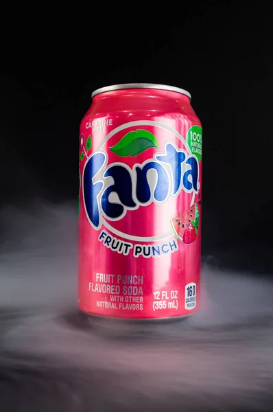 Omsk, Russia - November 27, 2019: Image of a can of carbonated drink Fanta on a dark background — Stock Photo, Image