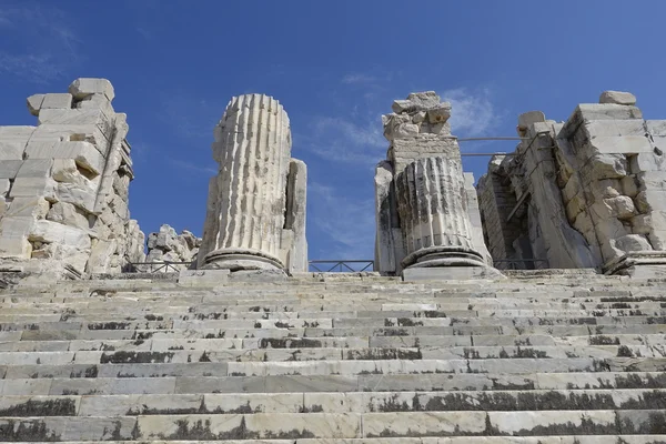 Vista del Templo de Apolo en la antigua ciudad de Didyma —  Fotos de Stock