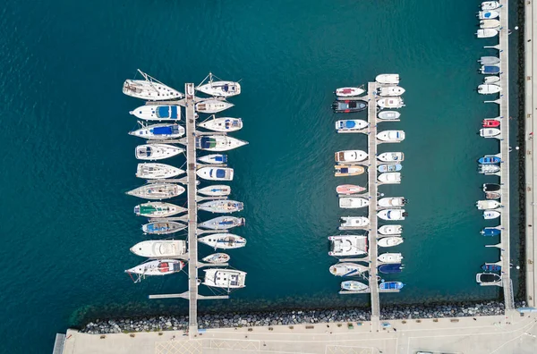 Yat Kulübü Marina Nın Insansız Hava Aracı Yat Kulübünün Iyi — Stok fotoğraf