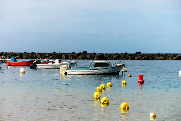 Barcos Pescadores Locais Barcos Pesca Pequeno Porto Cidade Resort Puerto — Fotografia de Stock