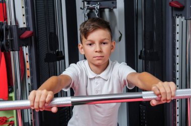 VINNITSA, UKRAINE, 25 Eylül 2017: Omurga Rehabilitasyon Merkezi hastalarıyla çalış. Editör imajı.