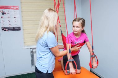 :Omurga reabilitation Merkezi hasta ile çalışmak