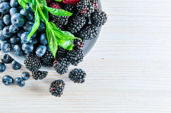 Fresh Ripe Blackberries — Stock Photo, Image