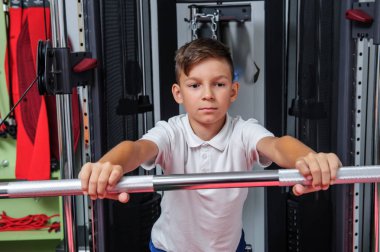 VINNITSA, UKRAINE, 25 Eylül 2017: Omurga Rehabilitasyon Merkezi İmajı hastaları ile birlikte çalışın.