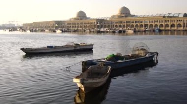 Sharjah, Birleşik Arap Emirlikleri - 25 Mayıs 2017: Sharjah görünümü yeni Balık pazarı.