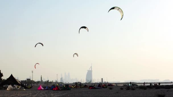 Dubai Egyesült Arab Emírségek 2017 Október Kite Beach Jumeirah Dubai — Stock videók