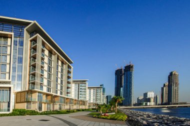 Bluewaters adası, devasa metalik yapısı ve dönme dolabı olan Ain Dubai, Jbr plajı yakınlarındaki Dubai 'de yeni açılan eğlence ve seyahat yeri..