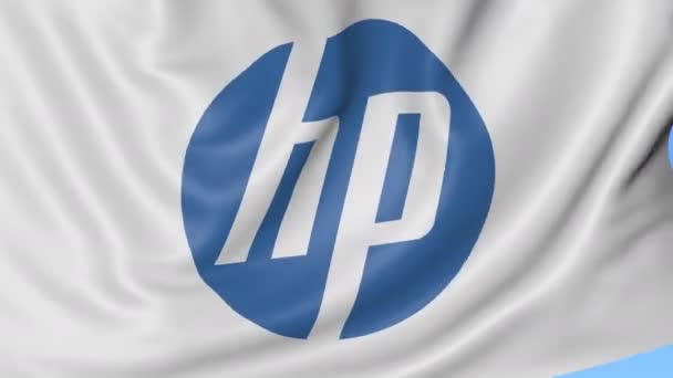 Primer plano de la bandera ondeante con el logotipo de HP Inc., lazo sin costuras, fondo azul. Animación editorial. 4K ProRes, alfa — Vídeo de stock