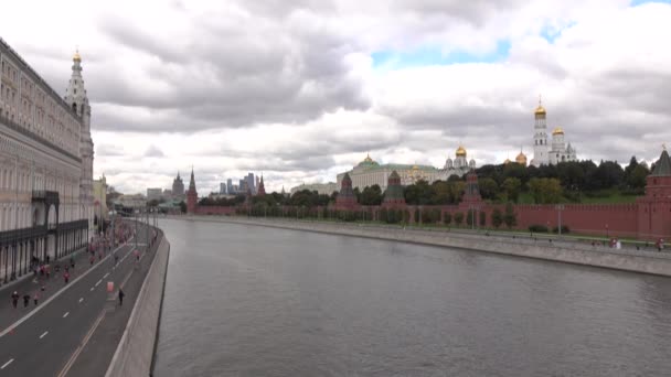 Maratona da cidade corredores em Moscou. 4K tiro — Vídeo de Stock