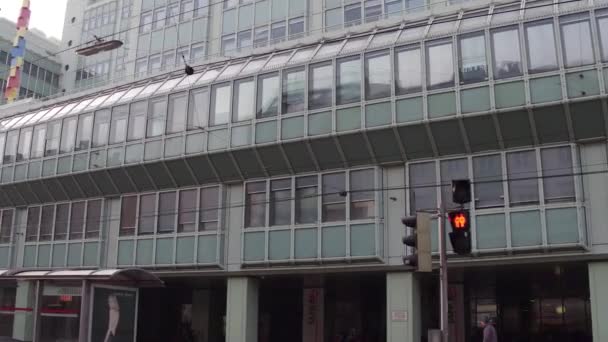 화 빈, 비엔나 기술 대학의 비엔나, 오스트리아-12 월 24 Steadicam 쐈 어. 4 k 비디오 — 비디오