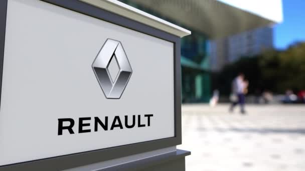 Placa de sinalização de rua com logotipo Groupe Renault. Centro de escritórios desfocado e pessoas ambulantes fundo. Editorial 3D renderização 4K — Vídeo de Stock
