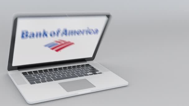 Openen en sluiten van laptop met Bank of America logo op het scherm. Computer technologie conceptuele redactionele 4k clip — Stockvideo