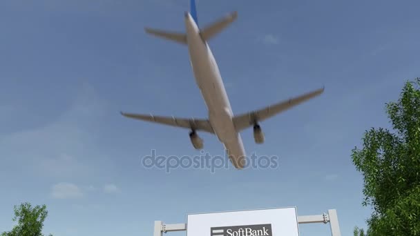 Samolot leciał nad reklama billboard z Softbank logo. Redakcji 3d renderowania wideo 4 k — Wideo stockowe