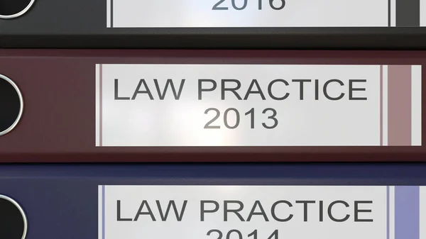 Pilha vertical de ligantes de escritório multicoloridos com etiquetas de prática de advocacia 3D renderização anos diferentes — Fotografia de Stock