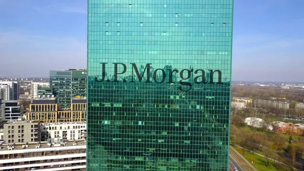 Aerial shot of office skyscraper with J.P. Morgan logo. Modern office building. Editorial 3D rendering — Stock Photo, Image