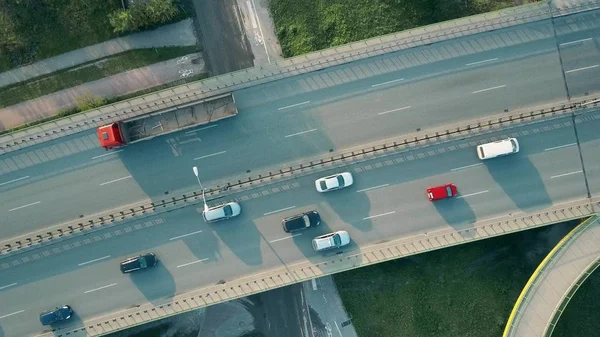 Aerial shot of a highway in the evening, top down view — Stock Photo, Image