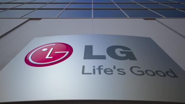 Tablero de señalización exterior con logotipo de LG Corporation. Moderno edificio de oficinas. Representación Editorial 3D — Vídeo de stock