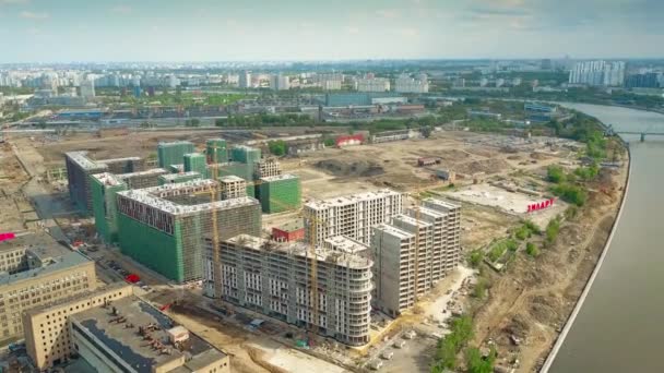 モスクワ, ロシア連邦 - 2017 年 5 月 24 日。集合住宅ジラート建設現場の空中ショットは。4 k ビデオ — ストック動画