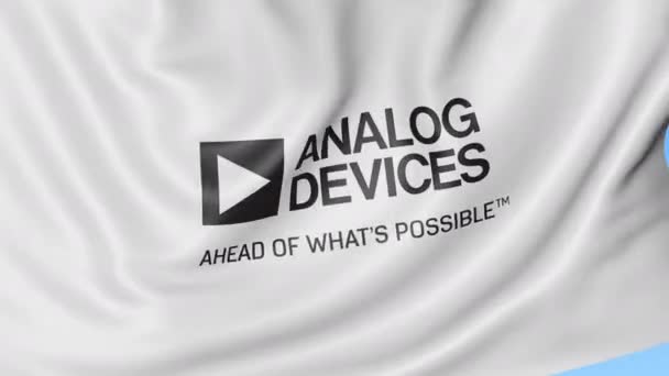 Bandiera sventolante con logo Analog Devices. Seamles loop 4K animazione editoriale — Video Stock