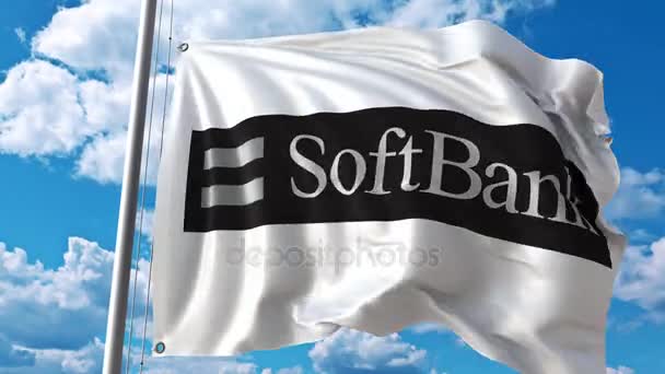 Bandera ondeando con el logotipo de Soft Bank contra nubes móviles. Animación editorial 4K — Vídeos de Stock