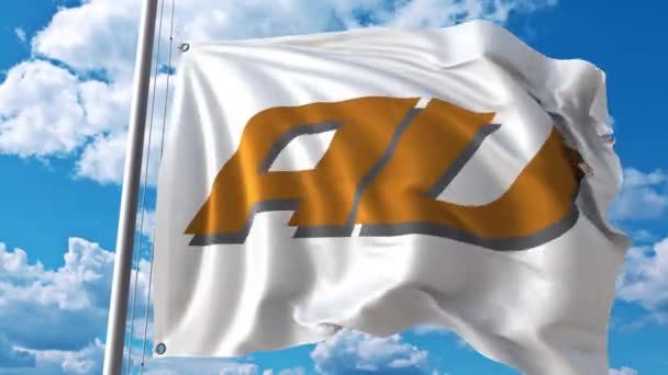 Wapperende vlag met au logo tegen bewegende wolken. 4 k redactionele animatie — Stockvideo