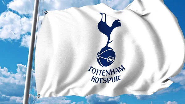 Mengibarkan bendera dengan logo tim sepak bola Tottenham Hotspur. Perenderan 3D Editorial — Stok Foto