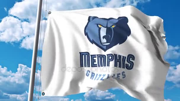 Flagge schwenkend mit dem Logo des Profi-Teams der Memphis Grizzlies. 4k Editorial Clip — Stockvideo