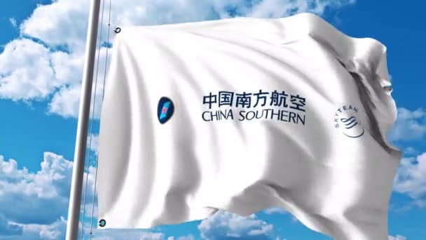 Bandiera sventolante con logo China Southern Airlines. Clip editoriale 4K — Video Stock