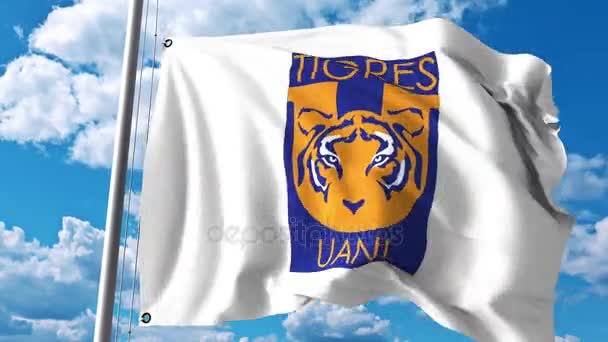 Viftande flagga med Tigres Uanl football club logotyp. 4 k redaktionella klipp — Stockvideo