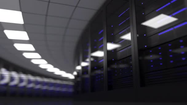 Loopable rörelse bakgrunden - moderna serverrum, grunt fokus. Cloud-teknik eller data center begrepp — Stockvideo